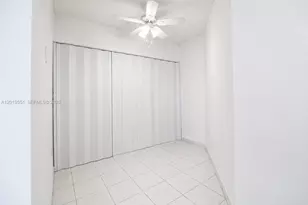 7135 Collins Ave, Miami Beach, FL 33141 - Photo 16