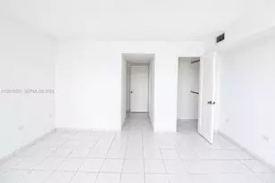 7135 Collins Ave, Miami Beach, FL 33141 - Photo 20