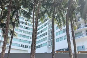 7135 Collins Ave, Miami Beach, FL 33141 - Photo 2