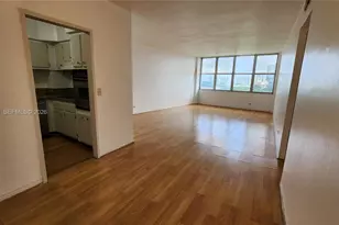 7441 Wayne, Miami Beach, FL 33141 - Photo 4