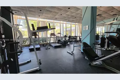 7441 Wayne #8-O, Miami Beach, FL 33141 - Photo 22