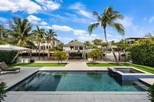 13040 N Bayshore Dr, North Miami, FL 33181 - Photo 2
