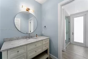 13040 N Bayshore Dr, North Miami, FL 33181 - Photo 38