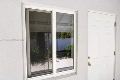 542 NE 67th St #542, Miami, FL 33138 - Photo 8