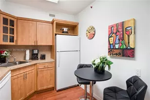 5600 Collins Ave, Miami Beach, FL 33140 - Photo 12
