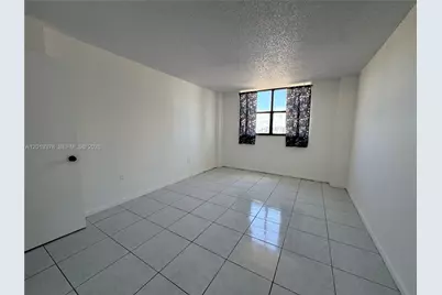 210 174th St #1918, Sunny Isles Beach, FL 33160 - Photo 16