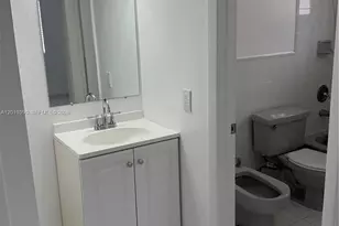 10101 W Okeechobee Rd, Hialeah Gardens, FL 33016 - Photo 26