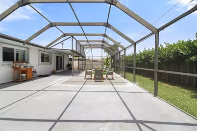 10455 SW 200th St, Cutler Bay, FL 33157 - Photo 34