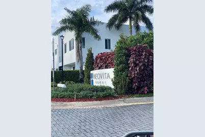 10241 NW 71st Ter, Doral, FL 33178 - Photo 1