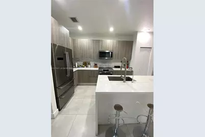 10241 NW 71st Ter, Doral, FL 33178 - Photo 8