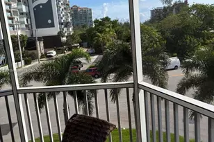 720 Bayshore Dr, Fort Lauderdale, FL 33304 - Photo 2