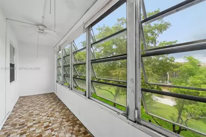 13455 SW 9th Ct #314J, Pembroke Pines, FL 33027 - Photo 10