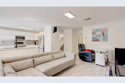 19141 NW 12th St, Pembroke Pines, FL 33029 - Photo 14