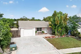 9600 Richmond Cir, Boca Raton, FL 33434 - Photo 1