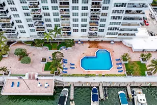 5700 Collins Ave, Miami Beach, FL 33140 - Photo 30