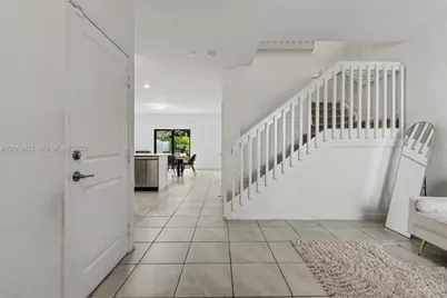20308 NW 6th Pl, Miami Gardens, FL 33169 - Photo 14