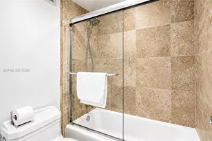 100 Lincoln Rd, Miami Beach, FL 33139 - Photo 10