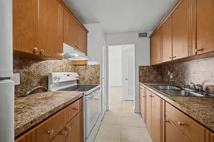 7256 SW 94th Pl, Miami, FL 33173 - Photo 12