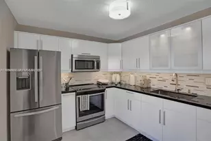 13712 SW 149th Cir Ln, Miami, FL 33186 - Photo 2