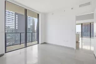 68 SE 6th St, Miami, FL 33131 - Photo 62