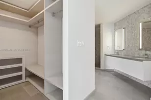 68 SE 6th St, Miami, FL 33131 - Photo 54