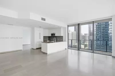 68 SE 6th St #2702, Miami, FL 33131 - Photo 42