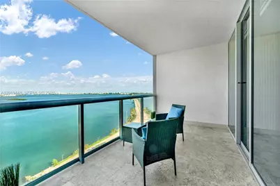 601 NE 36th St #3010, Miami, FL 33137 - Photo 4
