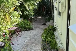 410 NW 31st St, Miami, FL 33127 - Photo 8