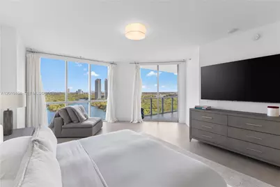 17111 Biscayne Blvd #1406, North Miami Beach, FL 33160 - Photo 18