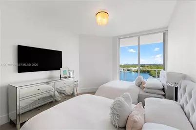 17111 Biscayne Blvd #1406, North Miami Beach, FL 33160 - Photo 20