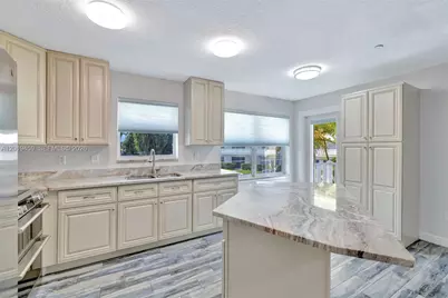 2929 SE Ocean Blvd #F6, Stuart, FL 34996 - Photo 18
