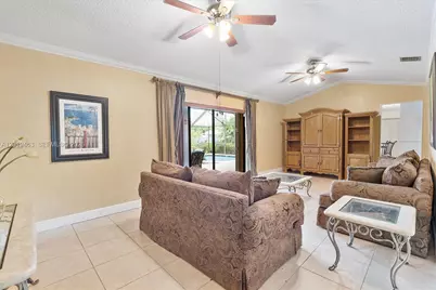 1730 NW 108th Ave, Pembroke Pines, FL 33026 - Photo 20