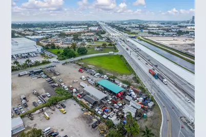13800 NW 112th Ave, Hialeah Gardens, FL 33018 - Photo 4
