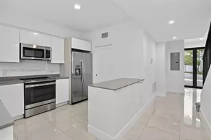 4101 N Oak Pl, Dania Beach, FL 33314 - Photo 8