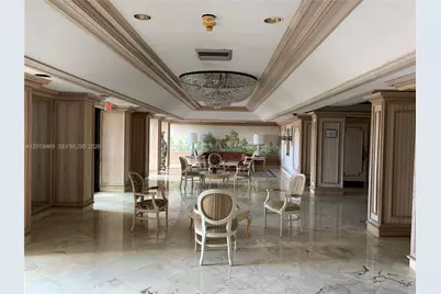 6039 Collins Ave #1221, Miami Beach, FL 33140 - Photo 30