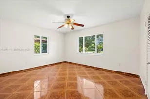 305 NW 111th St, Miami Shores, FL 33168 - Photo 24