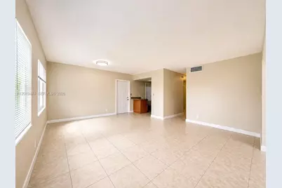 2101 NE 51st St #15, Fort Lauderdale, FL 33308 - Photo 14