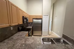 1535 SE 26th St, Homestead, FL 33035 - Photo 8