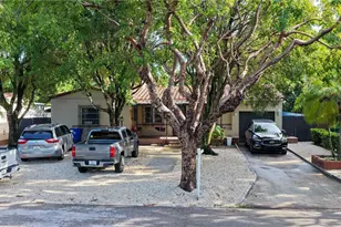 224 NE 47th St, Miami, FL 33137 - Photo 2