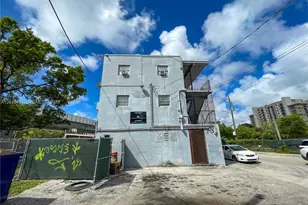 220 NW 11th Terrace, Miami, FL 33136 - Photo 8