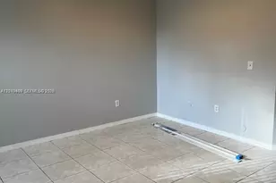 110 SW 109th Ave, Sweetwater, FL 33174 - Photo 8