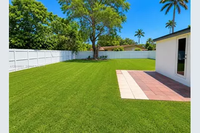 1881 NW 157th St, Miami Gardens, FL 33054 - Photo 18