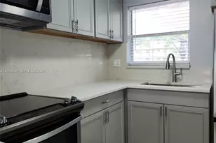 2811 N Pine Island Rd, Sunrise, FL 33322 - Photo 2