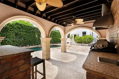 31 NE 46th St, Miami, FL 33137 - Photo 44