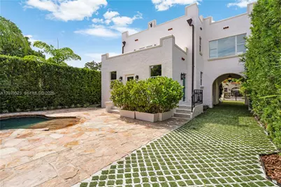 31 NE 46th St, Miami, FL 33137 - Photo 54