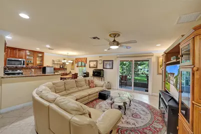 12818 SW 47th St, Miramar, FL 33027 - Photo 10