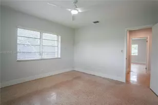 475 S Shore Dr, Miami Beach, FL 33141 - Photo 18