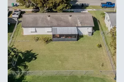 18225 SW 94th Ave, Palmetto Bay, FL 33157 - Photo 2