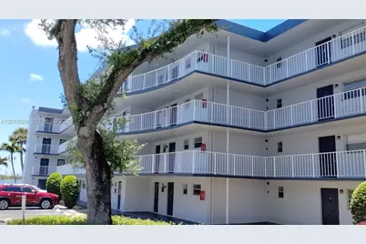 447 NE 195th St #117, Miami, FL 33179 - Photo 24