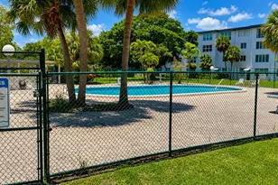 447 NE 195th St, Miami, FL 33179 - Photo 6